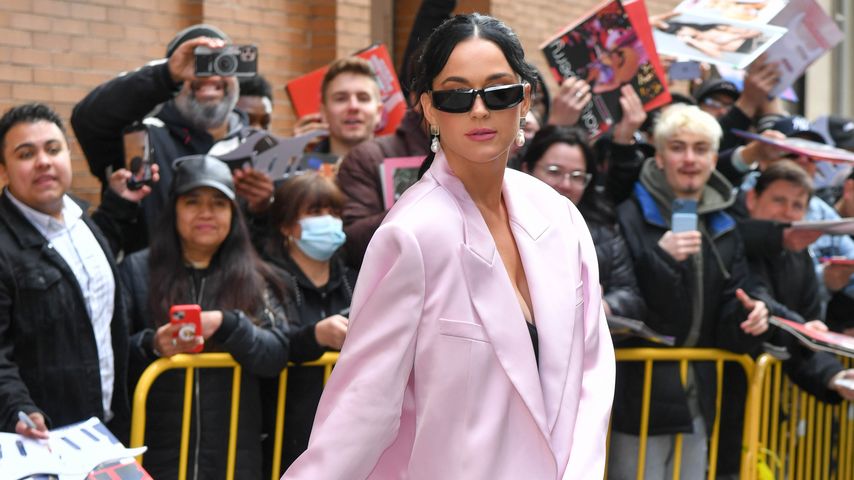 Katy Perry, Sängerin