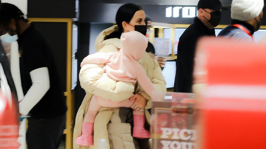 Katy Perry mit Tochter Daisy im Januar 2022