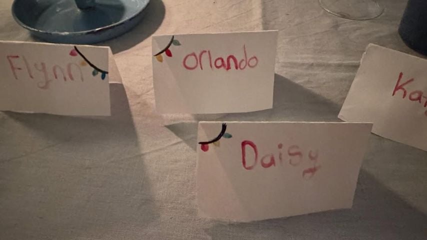 Katy Perry zeigt Weihnachtskarten von Ex Orlando, Tochter Daisy und Orlandos Sohn Flynn