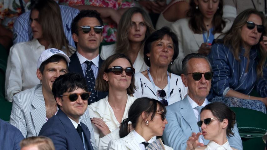 Keira Knightley, Richard E. Grant, Rashida Jones und Felicity Jones bei den Wimbledon Championships 2026 in London