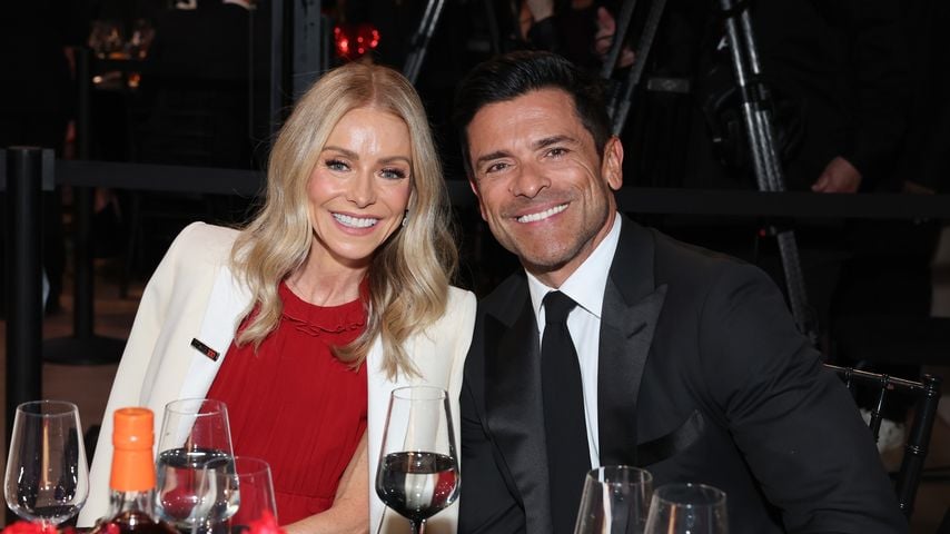 Kelly Ripa and Mark Consuelos 2024
