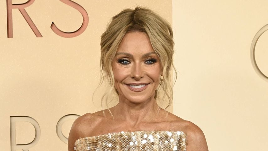 Kelly Ripa begeistert mit gebräuntem Bikini-Look und Fitness