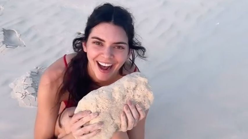 Kylie Jenner teilt auf Instagram ein Video von Kendall und ihr betrunken am Strand