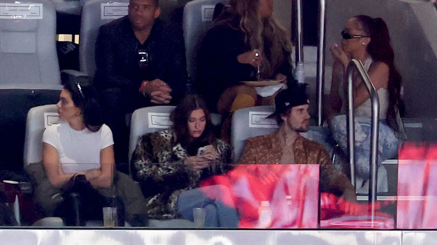 Kendall Jenner, Hailey Bieber und Justin Bieber beim Super Bowl