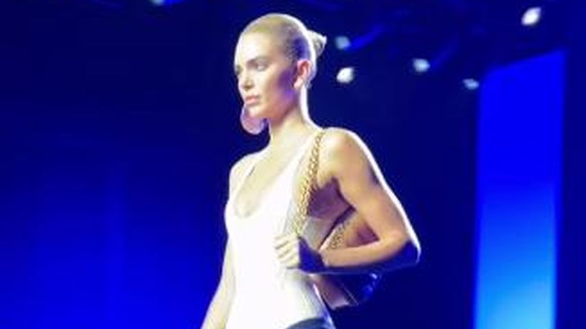 Fans sind entsetzt über Kendall Jenners Fashion-Week-Outfit