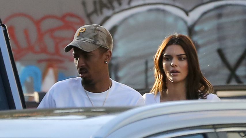 Heißes Lunch-Date: Kendall Jenner geht lieber oben ohne!