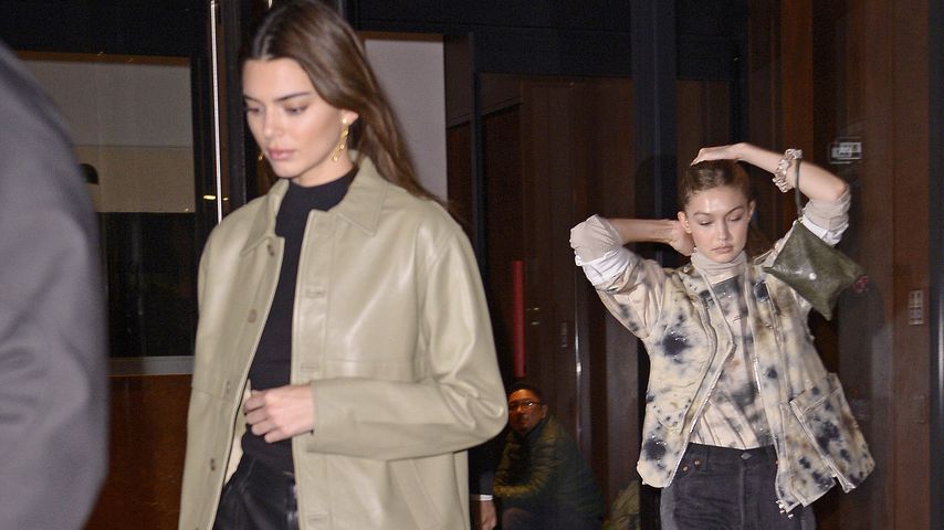 Lässige Gang: Kendall, Gigi & Co. in coolen Looks unterwegs