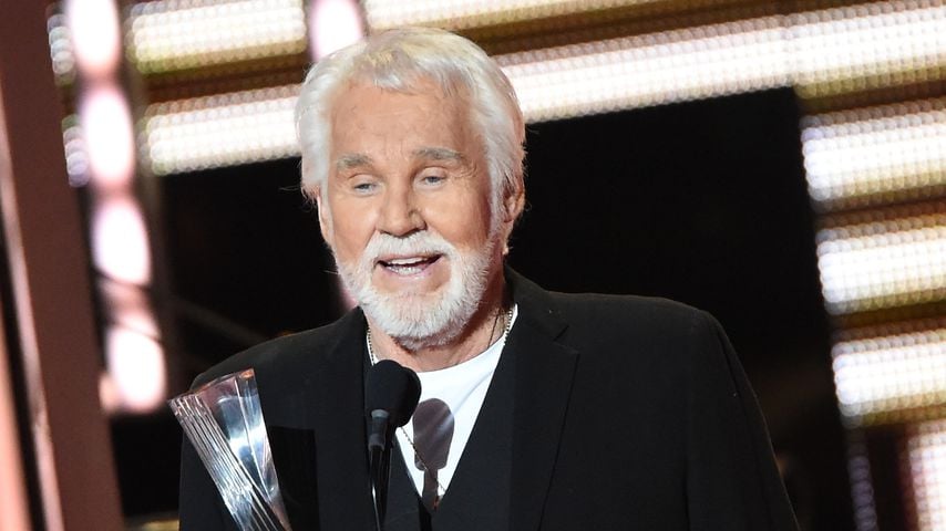 Stars verabschieden sich von Country-Legende Kenny Rogers