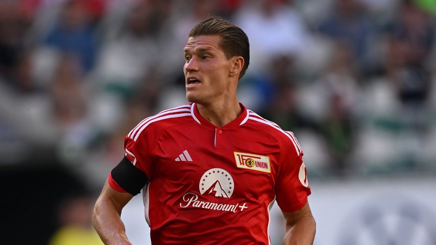 Kevin Behrens, Fußballspieler