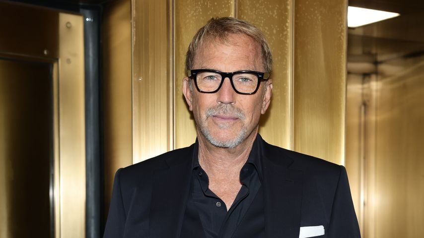 Kevin Costner verwöhnt seinen Hund Bobby mehr als ein Baby