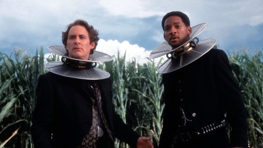 Filmszene aus "Wild Wild West" mit Kevin Kline und Will Smith, 1999