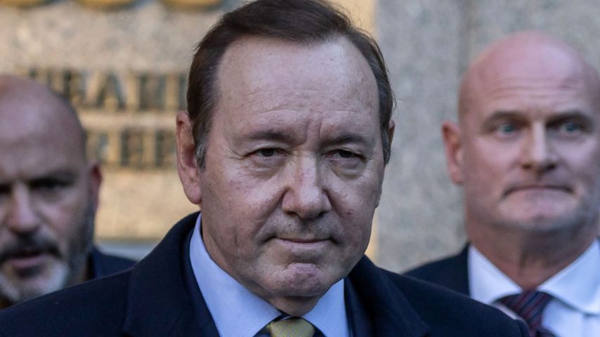 Harry-Fan? Kevin Spacey liest die Memoiren des Prinzen