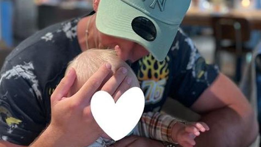 Kevin Yanik mit seinem Sohn