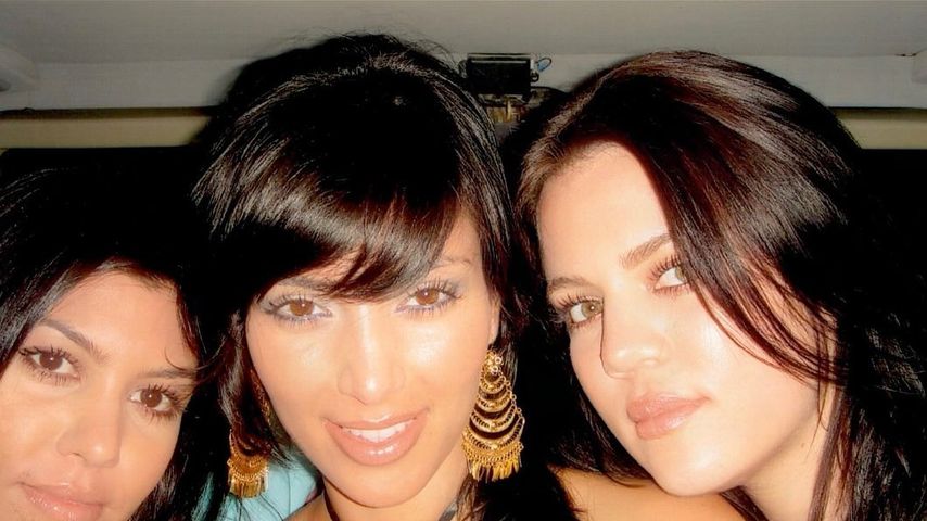 Khloé Kardashian mit ihren Schwestern