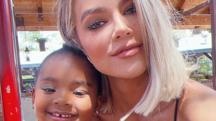 Khloé Kardashian mit ihrer Tochter True Thompson