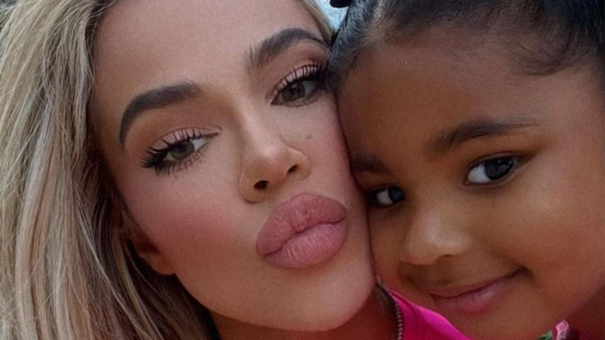 Khloé Kardashian und True Thompson im Februar 2022