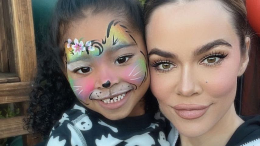 Khloé Kardashian und ihre Tochter True
