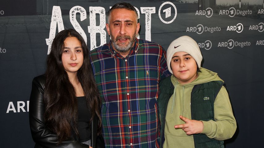 Kida Khodr Ramadan mit seiner Tochter Dunya und seinem Sohn Mohamed