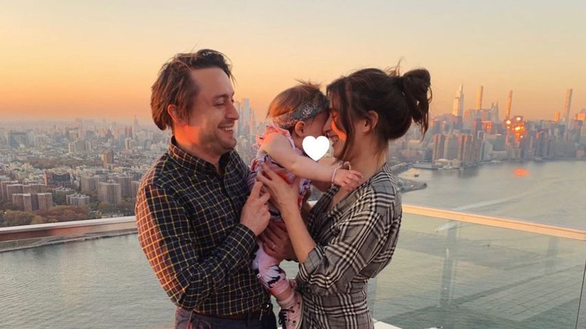 Kieran Culkin und Jazz Charton mit ihrer Tochter