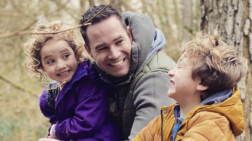 Kieran Hayler mit seinen Kindern Bunny und Jett im Februar 2020