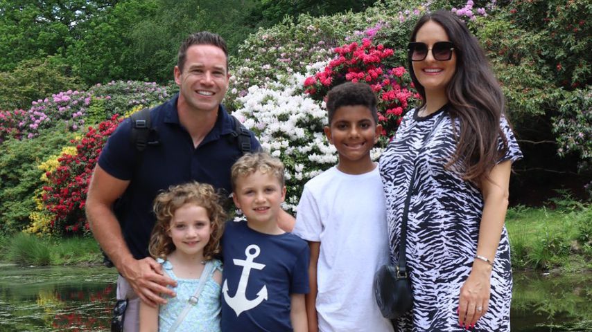 Kieran Hayler und Michelle Pentecost mit ihren Kindern im Juni 2021