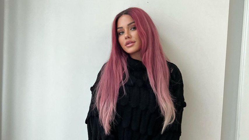 Typveränderung: Kim Gloss hat sich ihre Haare pink gefärbt!