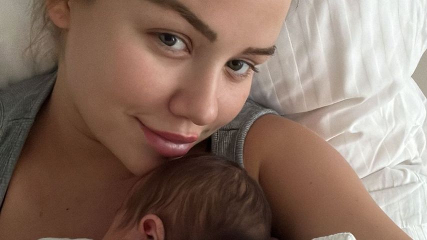Kim Gloss und ihre kleine Tochter