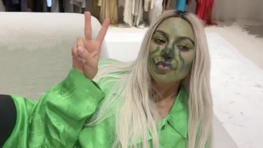 North West verwandelt ihre Mama Kim Kardashian in den Grinch