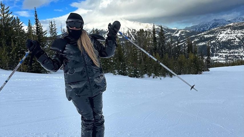 Kim Kardashian auf Skiern, Februar 2023