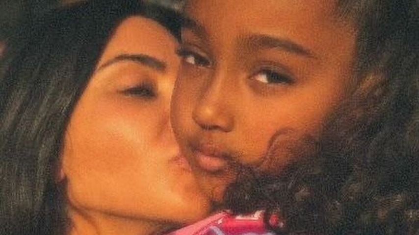Kim Kardashian mit ihrer Tochter Chicago West