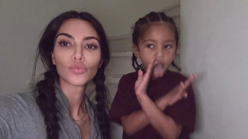 Kim Kardashian mit ihrem Nachwuchs