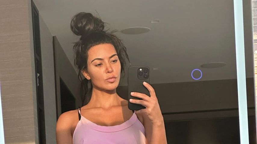 Kim Kardashian erschreckt sich: Frau steht vor ihrem Fenster