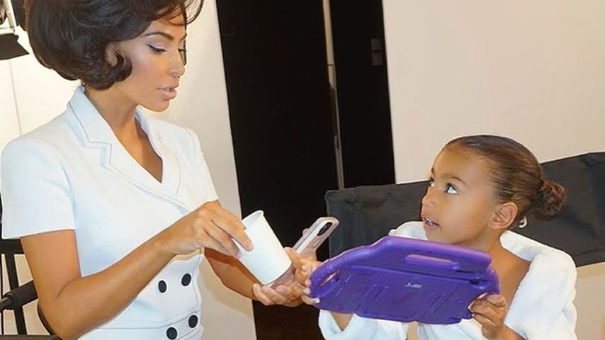Kim Kardashian mit ihrer Tochter North West