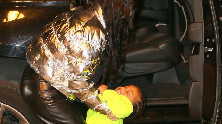 Kim Kardashian mit Saint in New York City