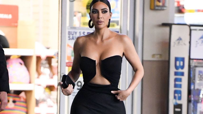 Top oder Flop? So sah Kim K. auf Paris Hiltons Hochzeit aus