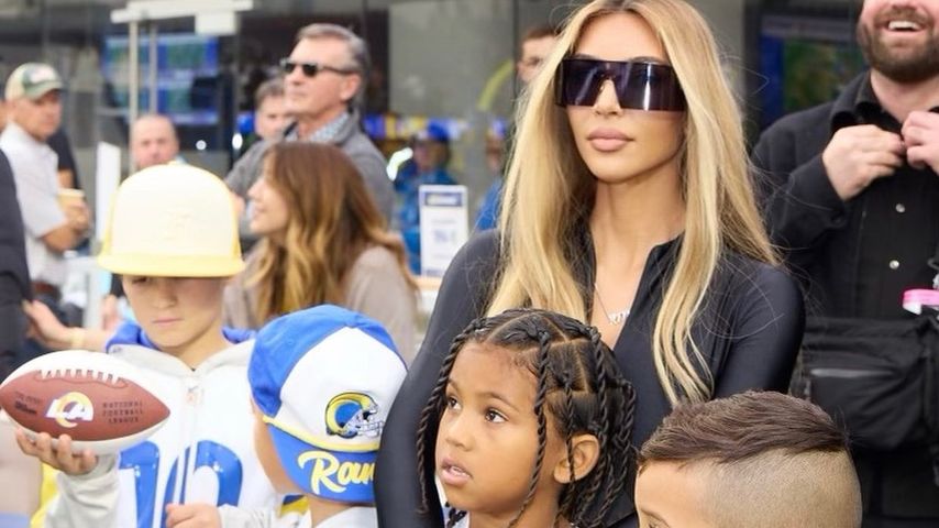 Kim Kardashian mit ihrem Sohn Saint, Dezember 2022