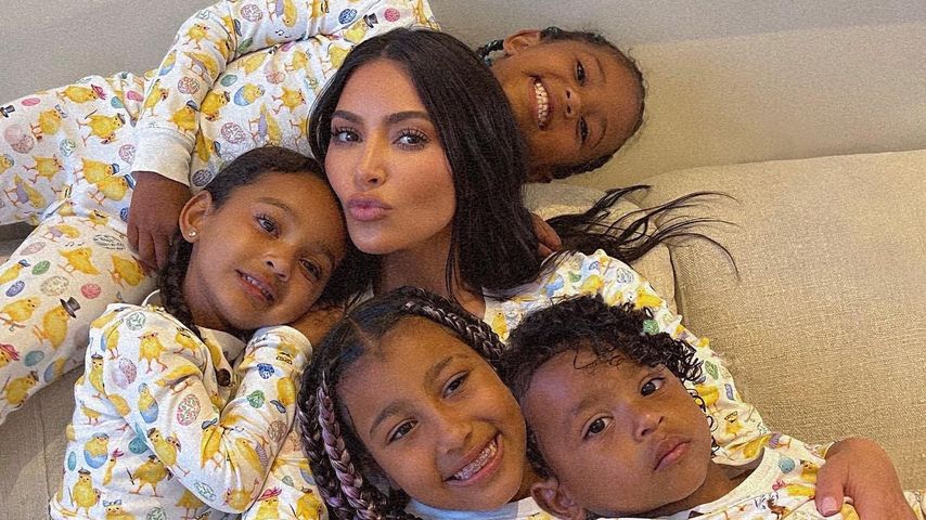 Kim Kardashian mit ihren Kids