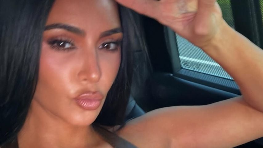 Fans begeistert: Kim Kardashian posiert im heißen Leder-Look
