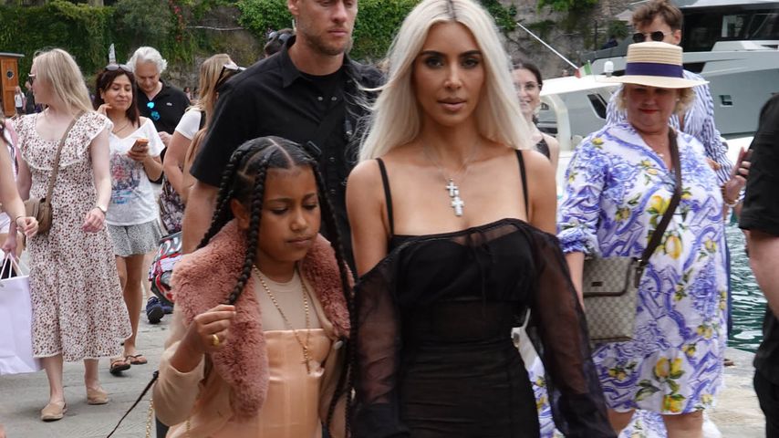 Kim Kardashian und ihre Tochter North in Italien