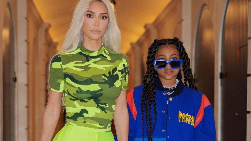 North West klaut die coolsten Outfits von Kim Kardashian!