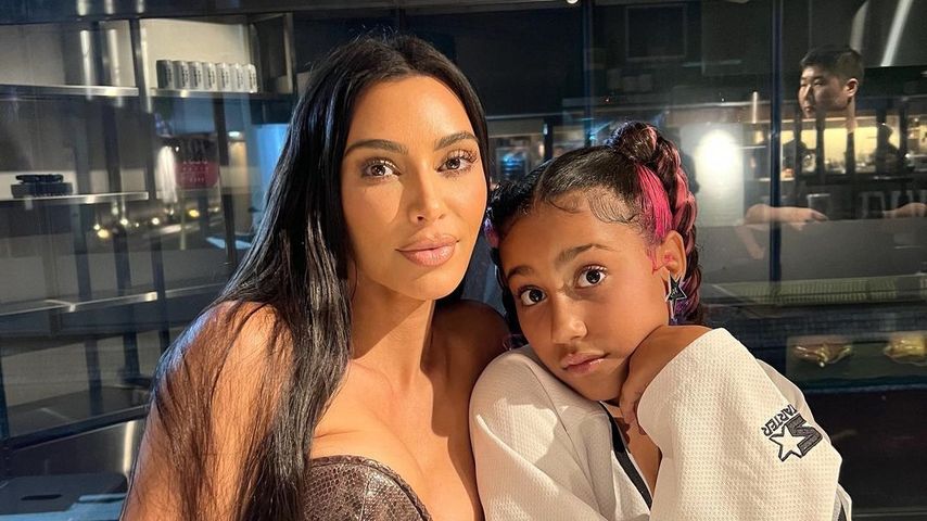 Kim Kardashian und North West im September 2023