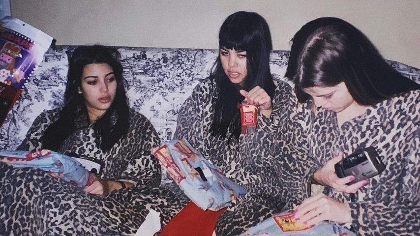 Zum Geschwistertag: Kim K. teilt coole Throwback-Bilder