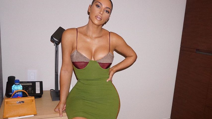 Mit Mini-Dress: Kim Kardashian feiert 170 Millionen Follower