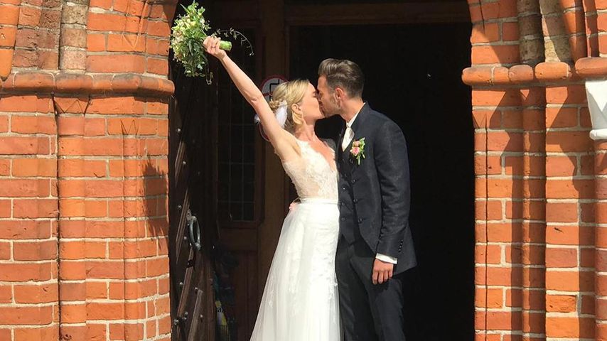 Kim-Sarah Brandts und Jan Riecken bei ihrer Hochzeit
