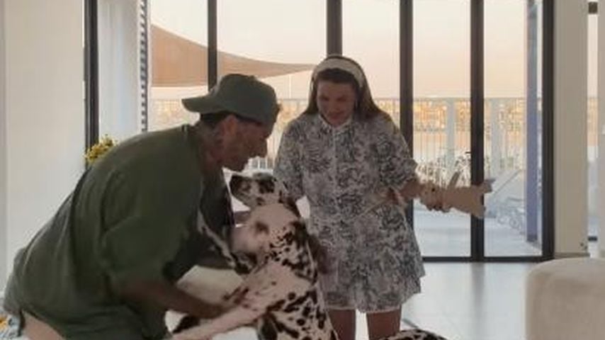 Kim Virginia Grey und Nikola Grey mit ihren Dalmatinern, April 2026