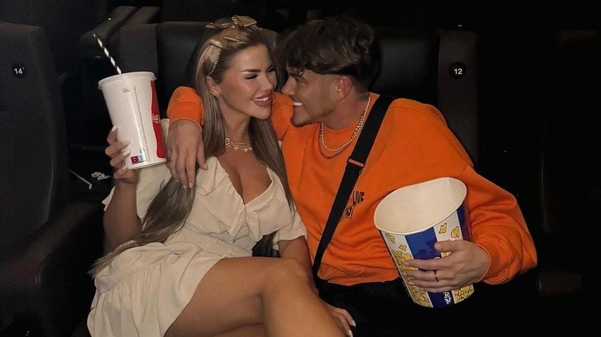 Kim Virginia Hartung teilt süßes Kuschelfoto mit Twenty4tim