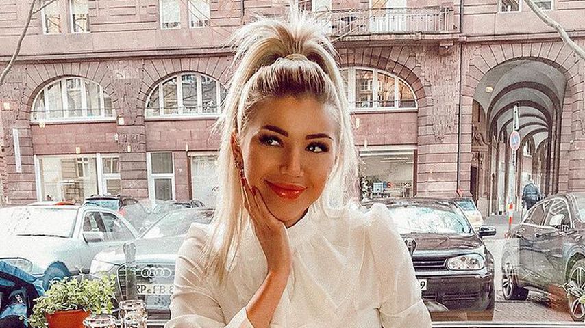 Größte Community: Will Bachelor-Girl Kim Virginia nur Fame?