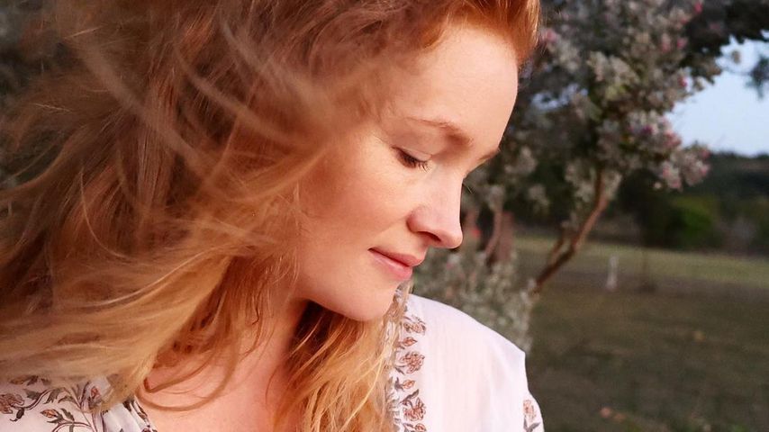 Kimberly Van Der Beek mit ihrem Sohn