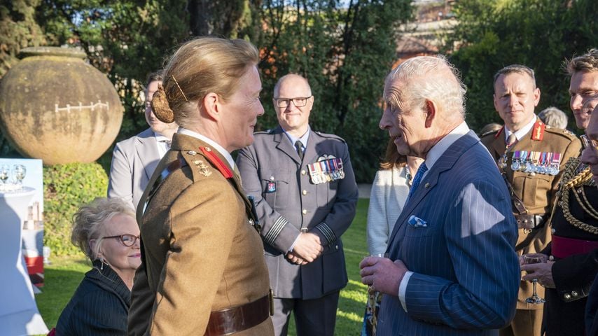 König Charles ernennt erstmals eine Frau zur Stallmeisterin