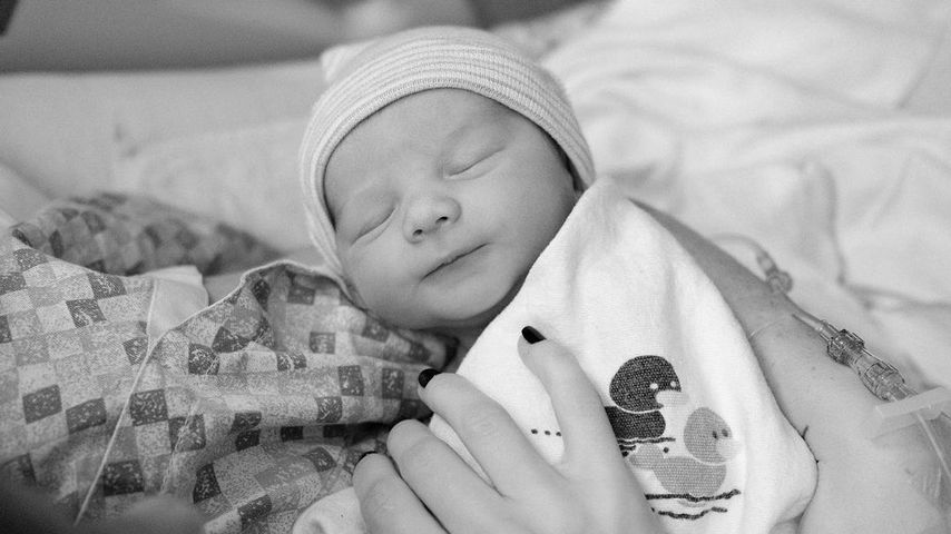 Kingsley Taylor Beech, Shenae Grimes' Sohn